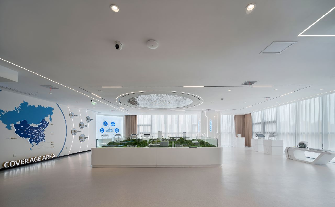 【完工案例】三相電力8000+㎡辦公室裝修項(xiàng)目圓滿交付并投入使用(圖8) 【完工案例】三相電力8000+㎡辦公室裝修項(xiàng)目圓滿交付并投入使用(圖8)